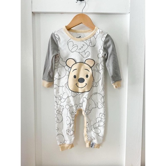 Disney Other - Hallmark Disney Pooh romper